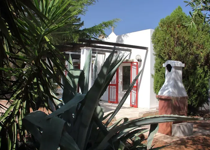 Trullo Riccardo 度假居